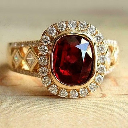 Splendido anello aureola